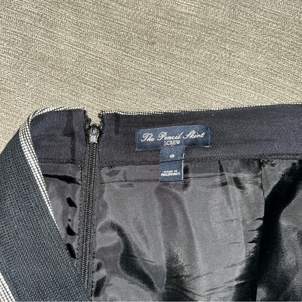 Elegant Black and Gray Striped Skirt J. Crew Size 8 The Pencil Skirt - Picture 2 of 6